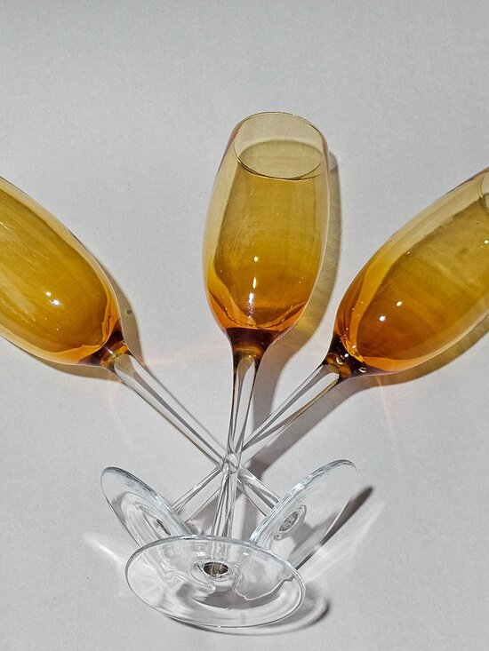 3 Vintage Amber Champagne Flutes Glasses 9.75" toasting winter fall parties - Picture 6 of 6